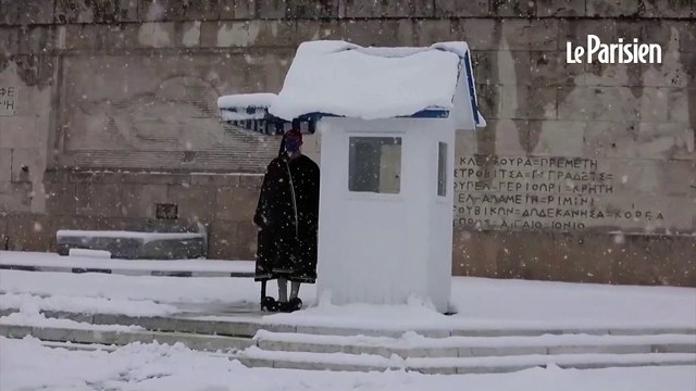 Grèce : Athènes et ses plages sont sous la neige