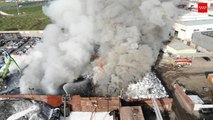 Incendio en una chatarrería en Leganés desde un dron