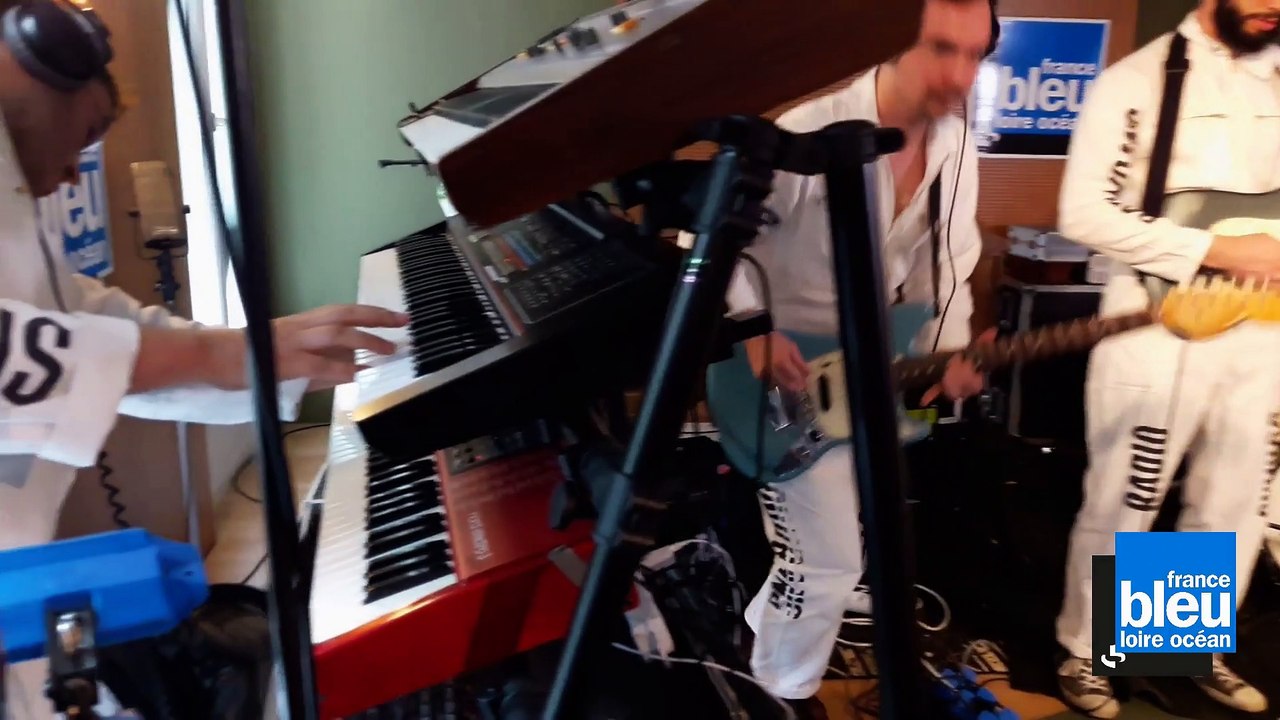 SNL - VON PARIAHS-DRINKS