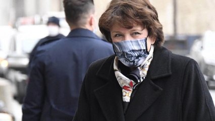 La ministre de la Culture, Roselyne Bachelot, veut expérimenter les concerts debout