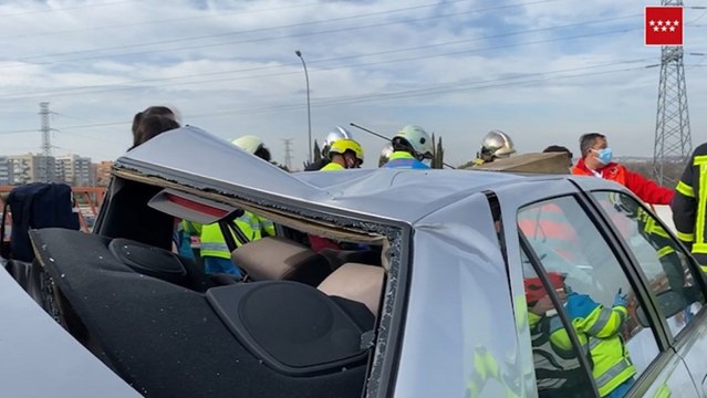 Muere un gruísta y un chófer de VTC está grave tras ser atropellados en la M-45