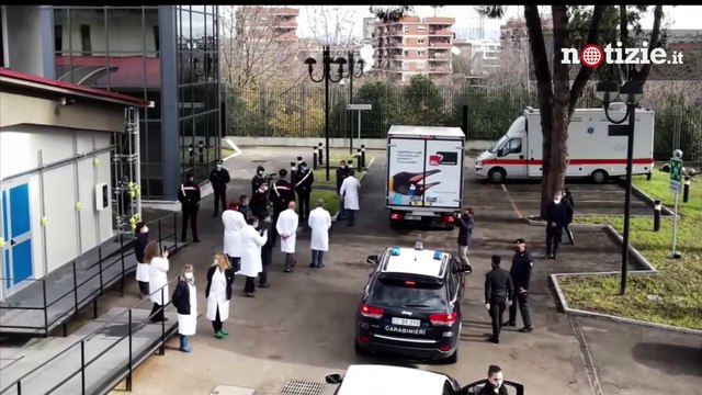 Vaccino Covid, Moderna comunica ritardo nella consegna delle dosi all’Ue