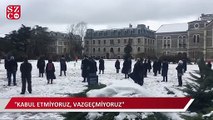Boğaziçi öğretim üyelerinden dondurucu soğukta rektör protestosu