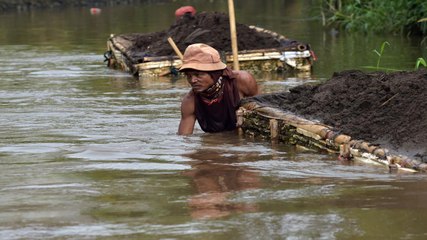 مهمة مستحيلة.. تنظيف أكثر الأنهر تلوثا في العالم