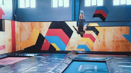 القفز من أجل الحرية والسعادة