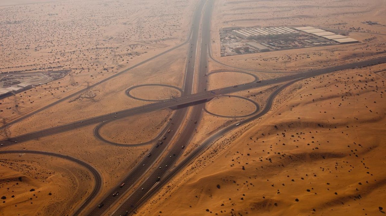 طريق أقصر إلى عُمان