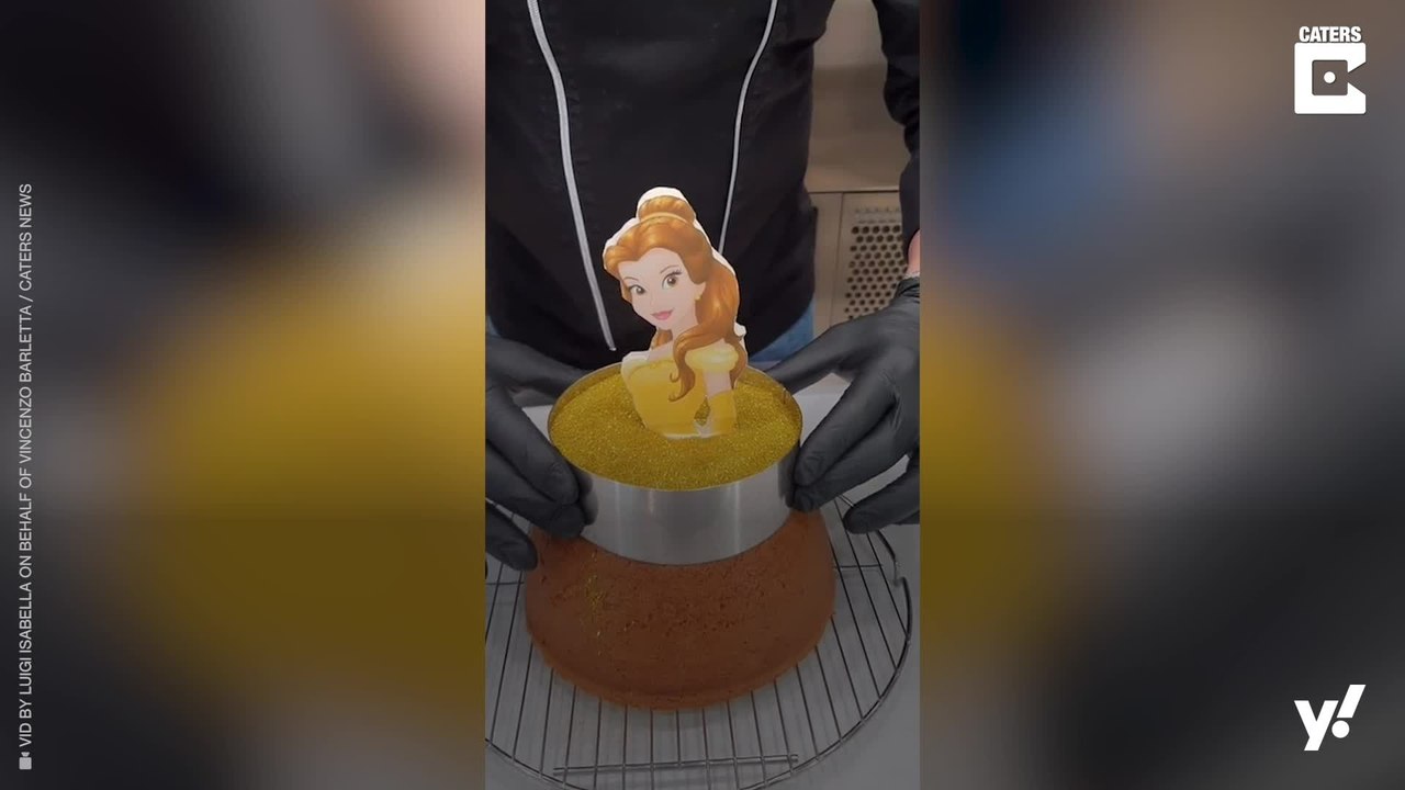 Magische Glasur verwandelt Kuchen in ein Prinzessinnen-Kleid.