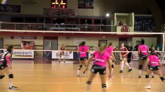 Images maritima: des points du match entre Saint-Raphaël et Istres Provence Volley