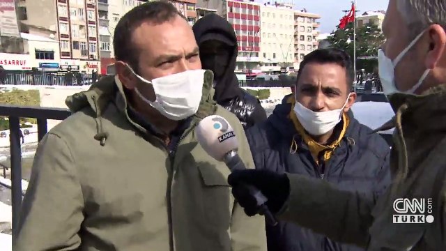 Kar yağarken gök gürledi, şimşek çaktı