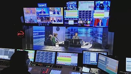 Une pianiste anglaise se fait passer pour un homme et rencontre le succès