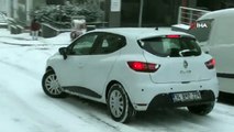Esenyurt'ta Sürücülerin Kar Yağışı İmtihanı