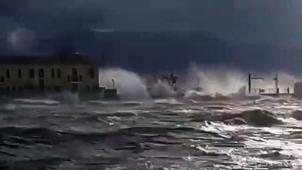 İzmir Fırtına Video