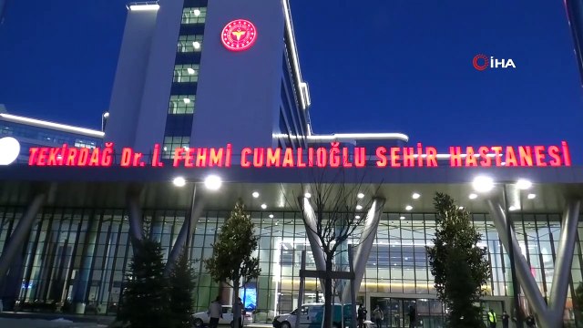 Sağlık çalışanlarına sıcak çorba ve simit ikramı