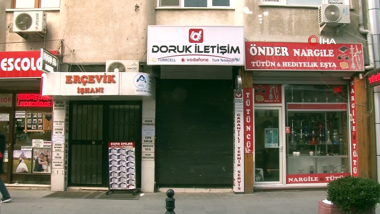 Anne, baba ve çocuk evde ölü bulunmuştu... O evin kapısını açan çilingir yaşananları anlattı