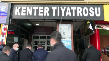 İmamoğlu, İBB'ye devredilen Kenter Tiyatrosu'nda incelemede bulundu