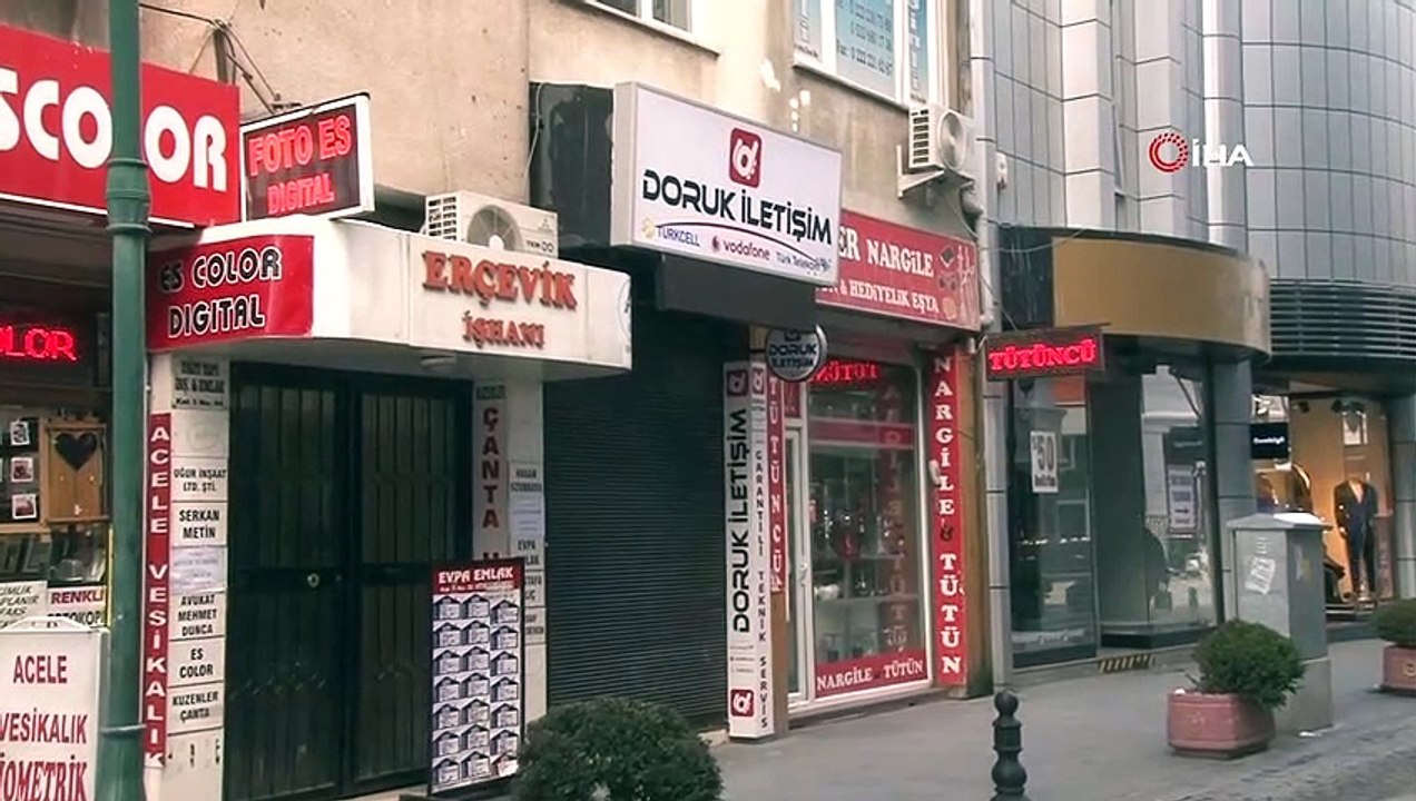 Anne, Baba Ve Çocuk Evde Ölü Bulunmuştu... O Evin Kapısını Açan Çilingir Yaşananları Anlattı