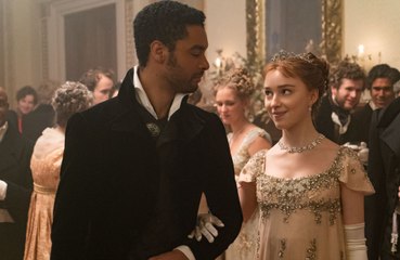 Bridgerton : les acteurs de Daphne et Simon sortent-ils ensemble dans la vraie vie ?