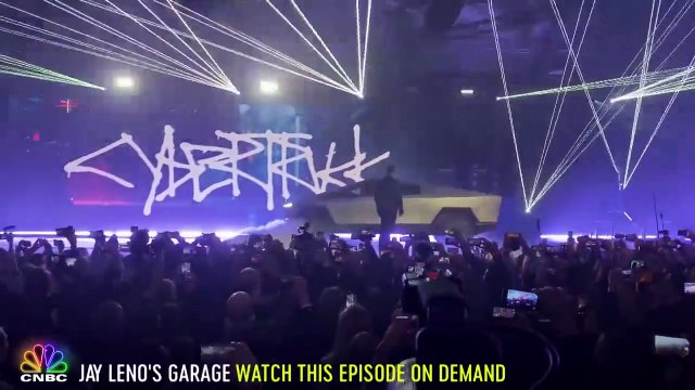 ELON MUSK, JAY LENO AND THE 2021 CYBERTRUCK (FULL SEGMENT) _ Jay Leno's Garage