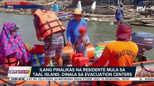 Ilang pinalikas na residente mula sa Taal Island, dinala sa evacuation centers; 69 volcanic tremors, naitala sa Taal Volcano