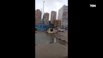 أمطار غزيرة ورياح باردة تضرب الإسكندرية