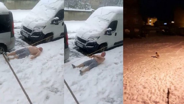 Soğuğa aldırış etmediler, soyunup karın içine atladılar