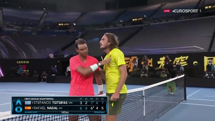 Un dernier revers gagnant et Tsitsipas signe un anthentique exploit
