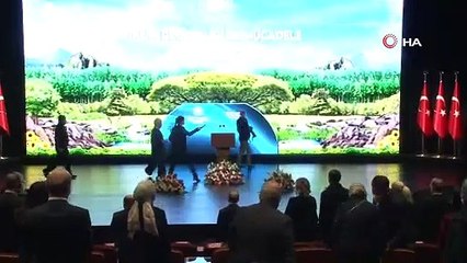 Emine Erdoğan'dan iklim değişikliği uyarısı: Son dönemeçteyiz; elimizde gidişatı değiştirebilecek son 10 yılımız var