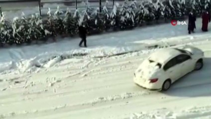 Bursa’da araçların buzlu yolla imtihanı