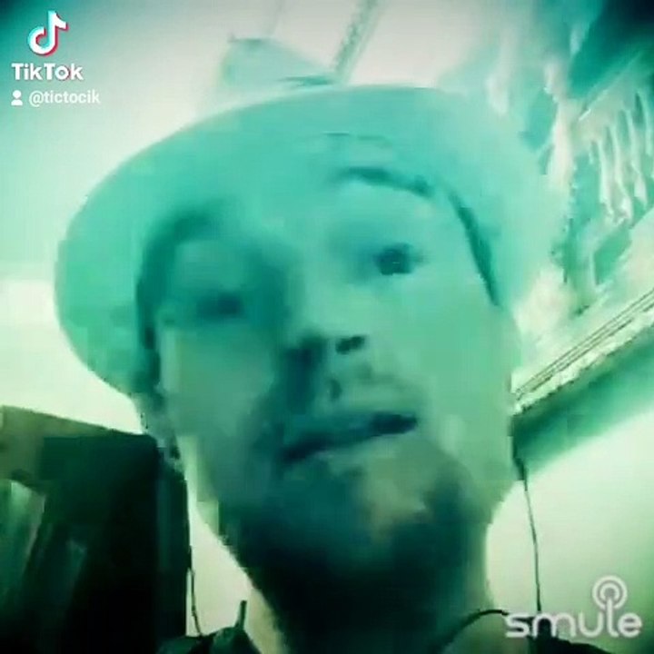 Singing "Notre dame de Paris"