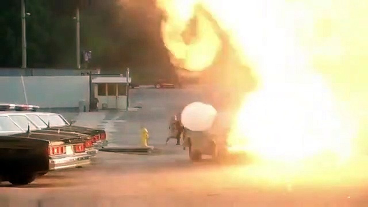 Die nackte Kanone - Part 6