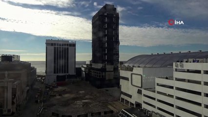 - ABD'de Trump Plaza, kontrollü şekilde yıkıldı