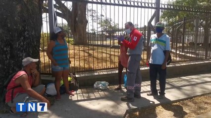 tn7-70-habitantes-de-la-calle-recibieron-comida-y-mensajes-de-motivacion-170221