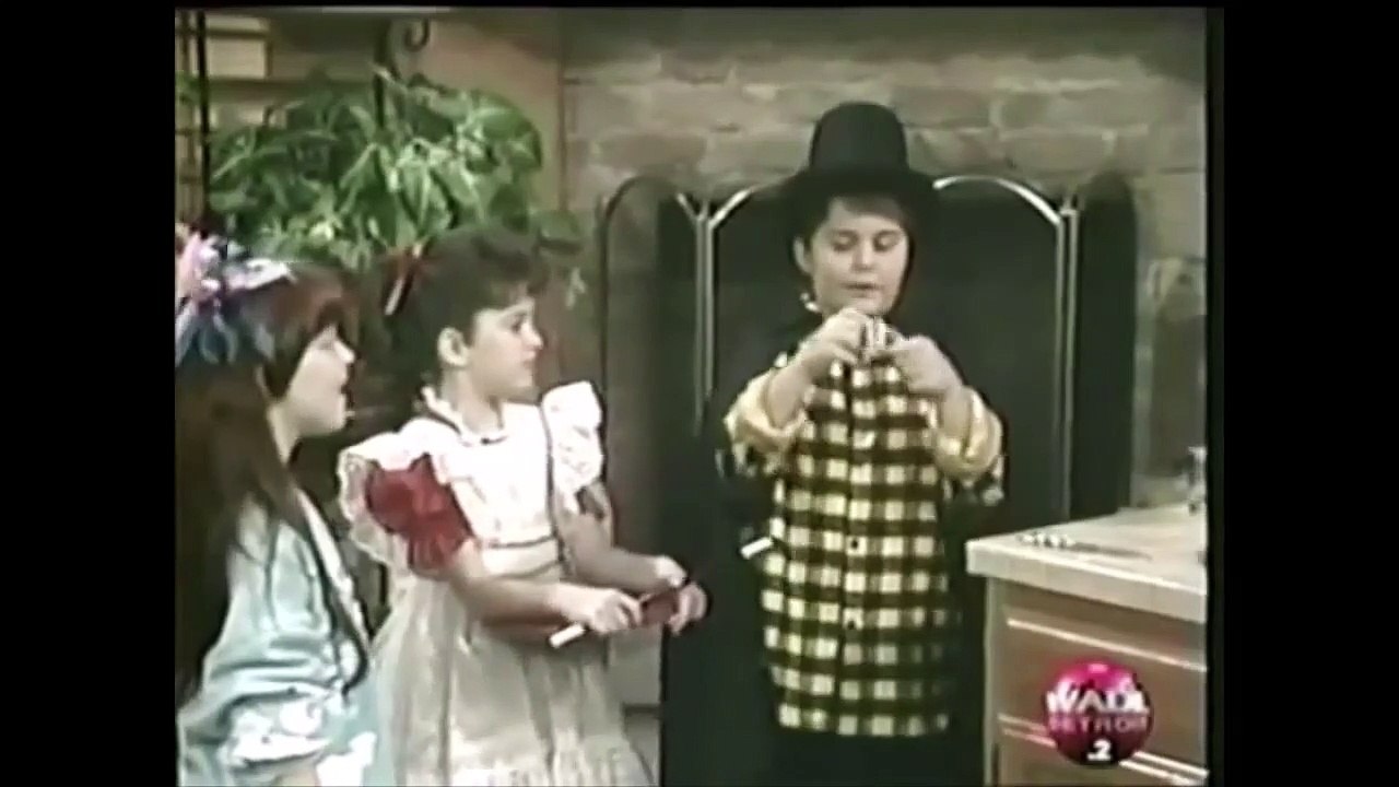 Small Wonder S3 E13 Oooga Mooga S3 E13 doll music removed
