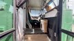 Ce couple a transformé un vieux bus en maison ambulante de rêve