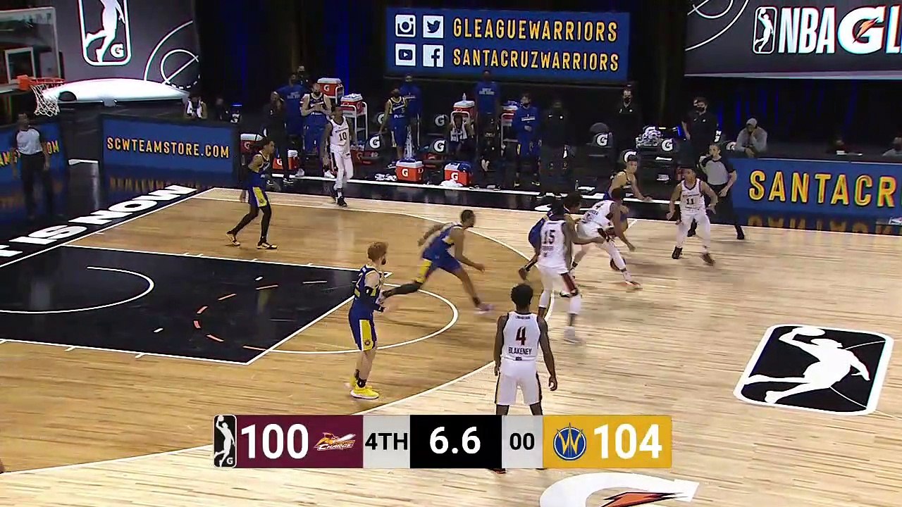 Sheldon Mac gets the And-1