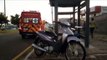 Motociclista fica ferido em acidente na Avenida Rocha Pombo