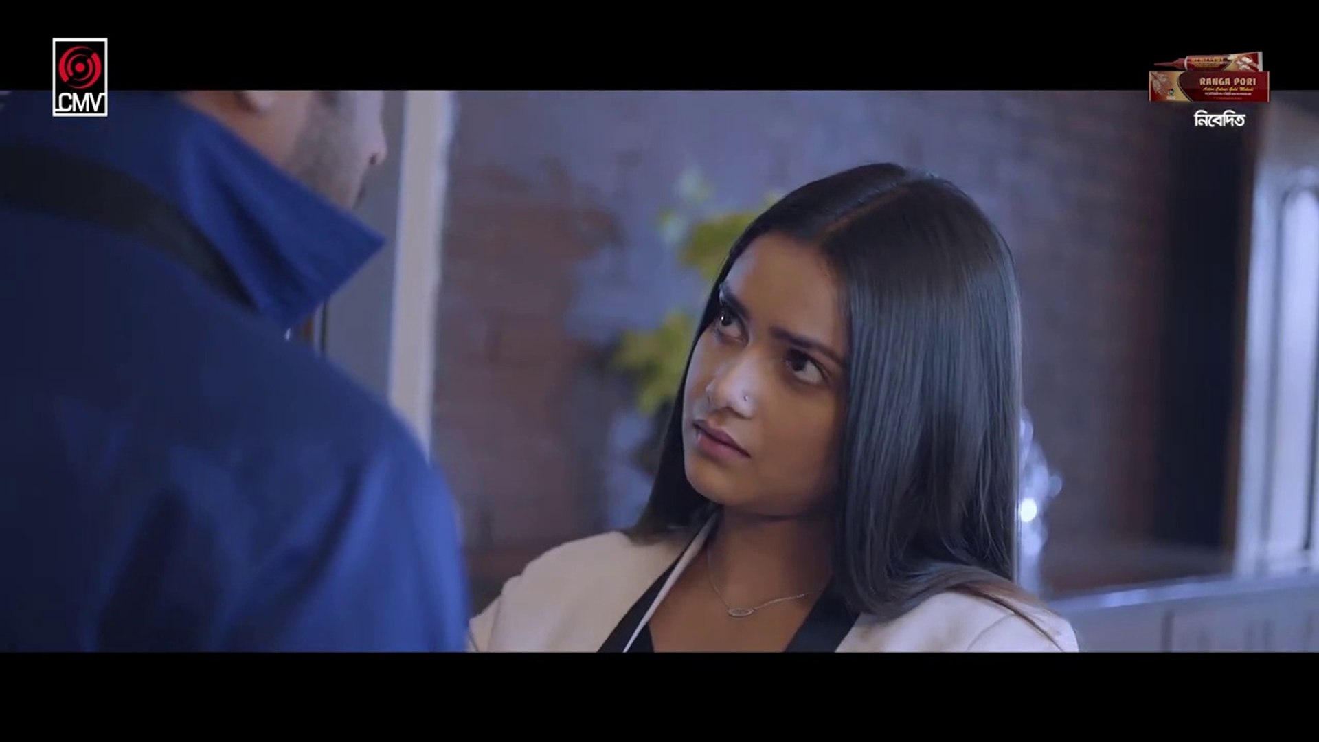 Voyaga etgan va uxlayotgan porno tomosha qiling