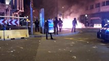 Quema de contenedores durante la protesta por Hasel en Barcelona