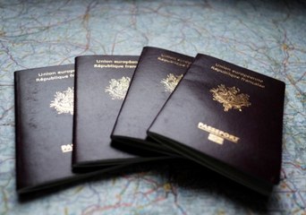 Comment une femme a été utilisée par son mari pour obtenir la nationalité française et faire venir son autre épouse