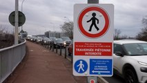 À Chatou, un passage piéton interdit aux... piétons