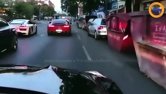 Il voulait impressionner la galerie, bah c'est raté !