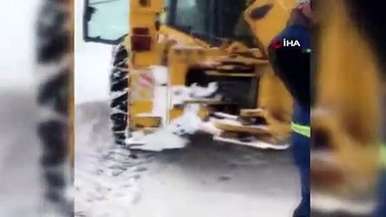 Elektrik arıza için gittiler, mahsur kaldılar