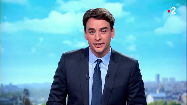 Julian Bugier ironise sur les problèmes techniques du 13 Heures de TF1