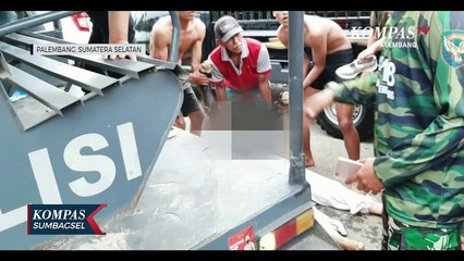Salah Injak Pedal, Minibus Masuk Anak Sungai Musi 1 Tewas