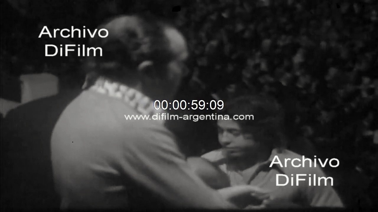 River Plate vs Huracan - Campeonato Metropolitano 1975