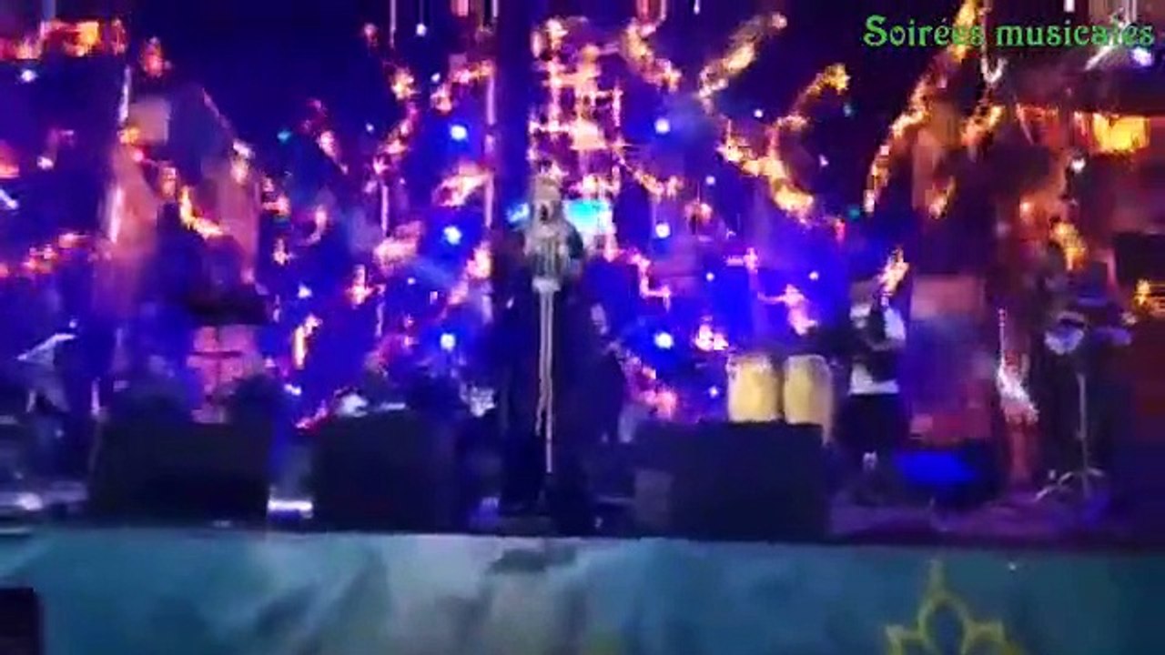 دنيا باطمة تلهب منصة مهرجان تيمثار بأكادير