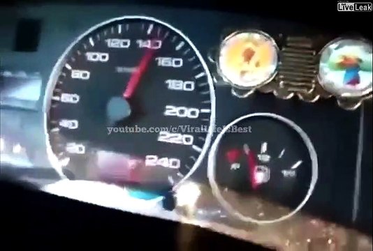 Il se fait tirer en luge à plus de 160kmh derrière une voiture