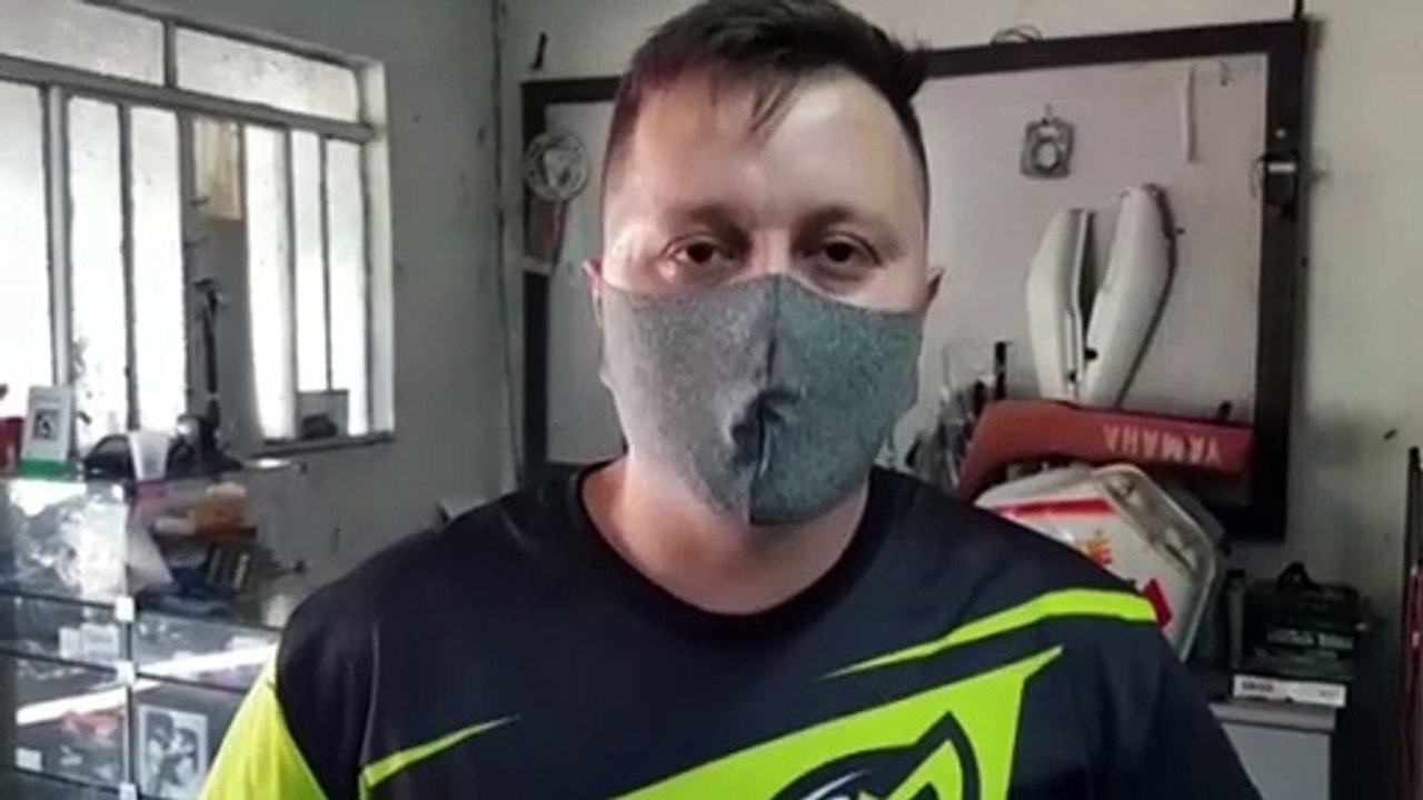 Empresário tenta encontrar dono de moto que foi deixada pra conserto há dois anos em oficina