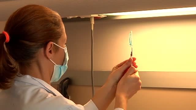 El 82,9% de los ciudadanos quiere vacunarse, según una encuesta del CIS