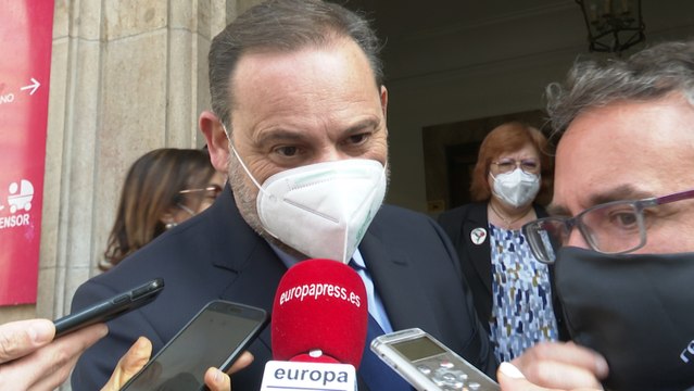 Ábalos pide a Ayuso no competir con Casado por petición cese de Iglesias